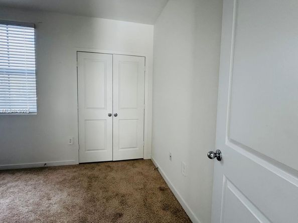 1220 NE 5th Ct, Florida City FL 33034