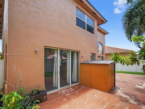 2215 Portofino Ave, Homestead FL 33033