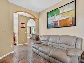 2215 Portofino Ave, Homestead FL 33033