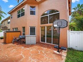 2215 Portofino Ave, Homestead FL 33033