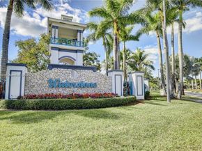 2215 Portofino Ave, Homestead FL 33033