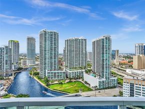 41 SE 5th St 1717, Miami FL 33131