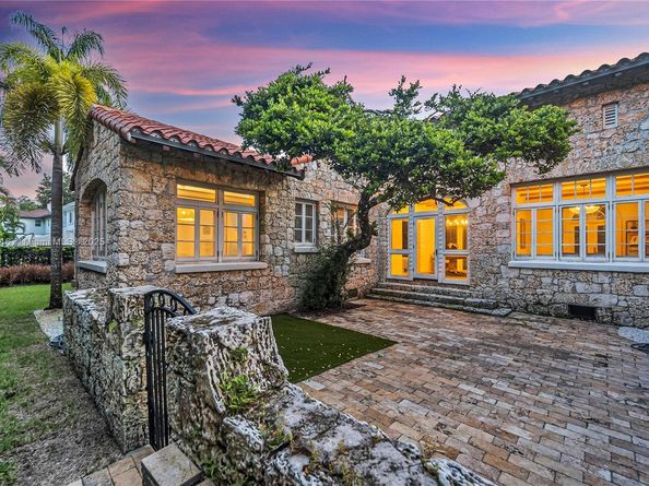 3903 Granada Blvd, Coral Gables FL 33134
