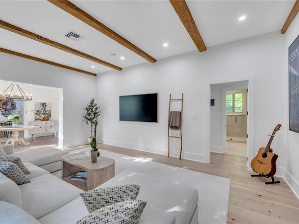 3903 Granada Blvd, Coral Gables FL 33134