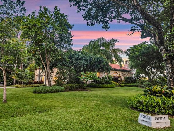 3903 Granada Blvd, Coral Gables FL 33134
