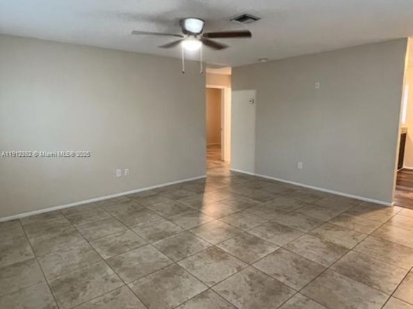 3880 Dale Rd, Palm Springs FL 33406