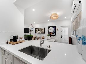 4720 Pine Tree Drive 2, Miami Beach FL 33140