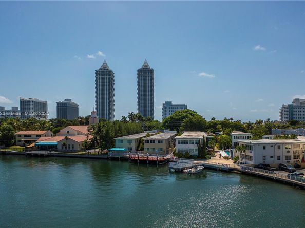 4720 Pine Tree Drive 2, Miami Beach FL 33140