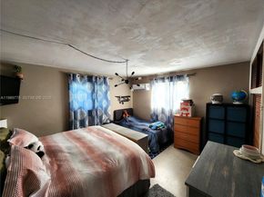 6721 Garfield St, Hollywood FL 33024