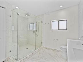 19461 NE 22nd Rd, North Miami Beach FL 33179