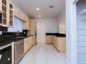 840 NE 182nd Ter, North Miami Beach FL 33162