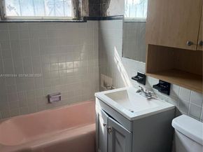 60 NW 128th St, North Miami FL 33168