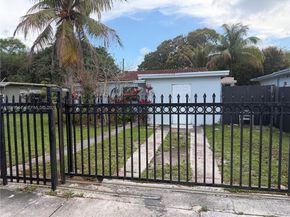 60 NW 128th St, North Miami FL 33168