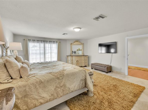 3067 Bayberry Way, Margate FL 33063