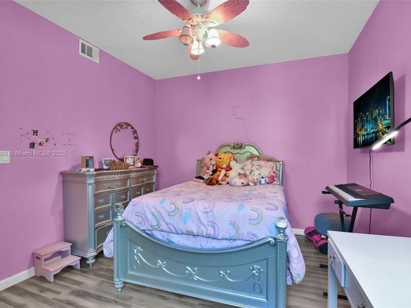 1419 Avon Ln 216, North Lauderdale FL 33068