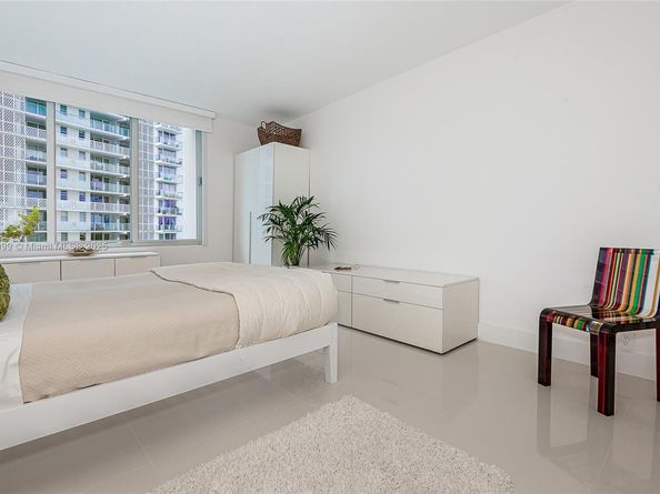1000 West Ave 327, Miami Beach FL 33139