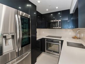 1000 West Ave 327, Miami Beach FL 33139