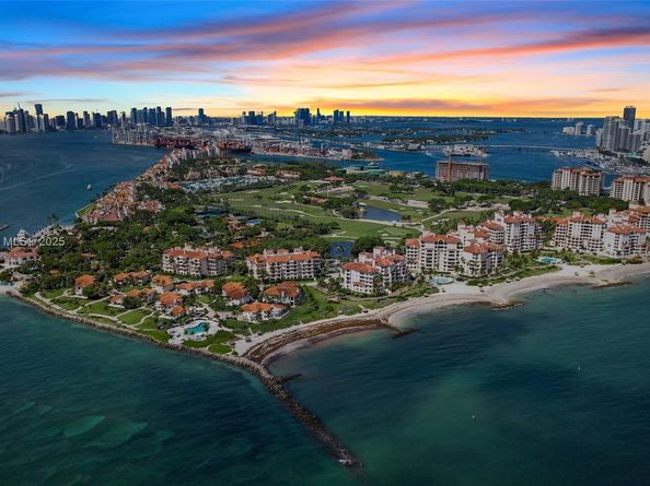 19216 Fisher Island Dr 19216, Miami Beach FL 33109