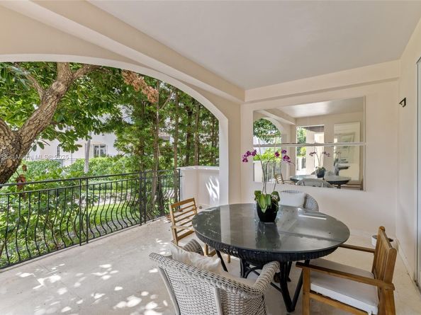 19216 Fisher Island Dr 19216, Miami Beach FL 33109
