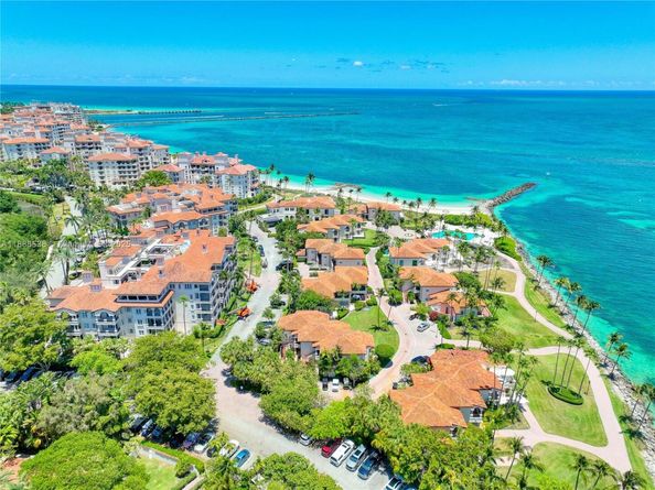 19216 Fisher Island Dr 19216, Miami Beach FL 33109