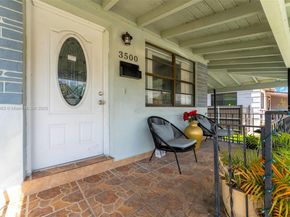 3500 SW 87th Pl, Miami FL 33165