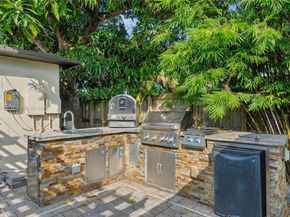 155 NW 124th St, North Miami FL 33168