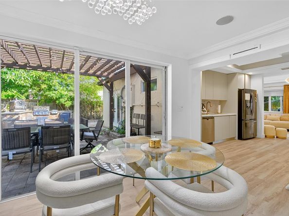 155 NW 124th St, North Miami FL 33168