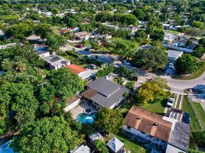 155 NW 124th St, North Miami FL 33168