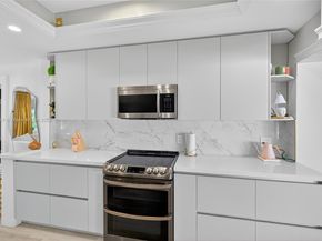 155 NW 124th St, North Miami FL 33168