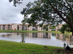 2981 N Nob Hill Rd 406, Sunrise FL 33322