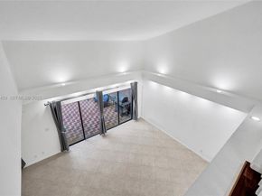 2305 Saint Andrews Rd 129, Hollywood FL 33021