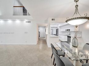 2305 Saint Andrews Rd 129, Hollywood FL 33021