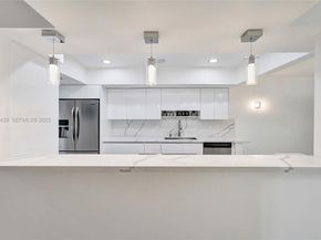 2305 Saint Andrews Rd 129, Hollywood FL 33021