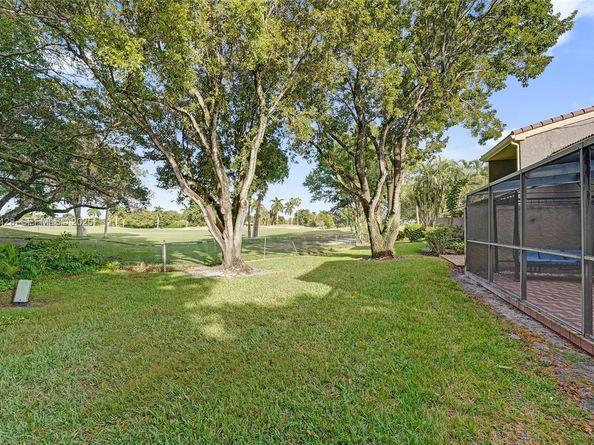 2305 Saint Andrews Rd 129, Hollywood FL 33021