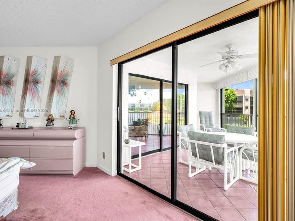 7536 Fairfax Dr 205, Tamarac FL 33321