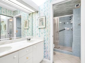 7536 Fairfax Dr 205, Tamarac FL 33321