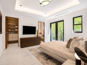 4241 Palm Ln, Miami FL 33137