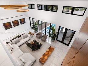 4241 Palm Ln, Miami FL 33137