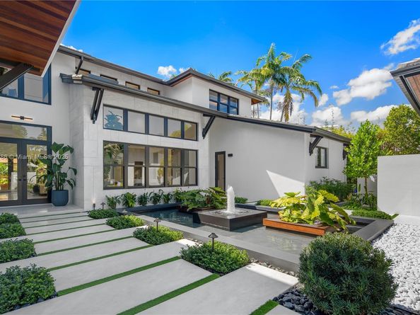 4241 Palm Ln, Miami FL 33137