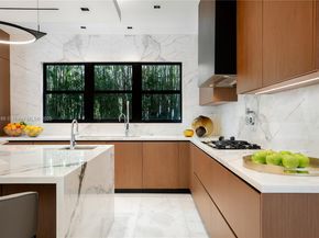 4241 Palm Ln, Miami FL 33137