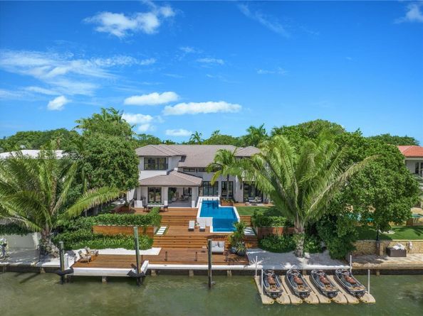 4241 Palm Ln, Miami FL 33137