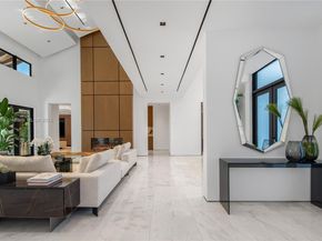 4241 Palm Ln, Miami FL 33137