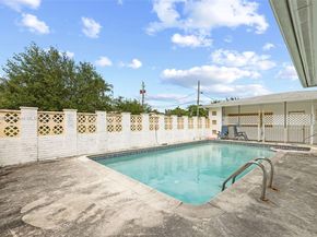 4525 N Jefferson Ave, Miami Beach FL 33140