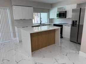 631 SE 5th Ter, Pompano Beach FL 33060