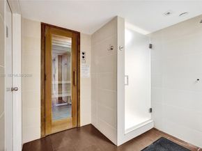 3530 Mystic Pointe Dr 415, Aventura FL 33180