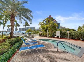 3530 Mystic Pointe Dr 415, Aventura FL 33180