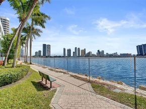3530 Mystic Pointe Dr 415, Aventura FL 33180