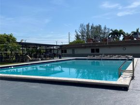 9401 NW 81st Ct, Tamarac FL 33321