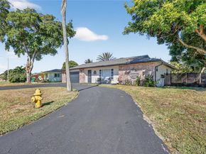 9401 NW 81st Ct, Tamarac FL 33321