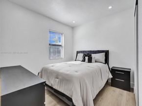 3661 NE 8th Ave, Oakland Park FL 33334